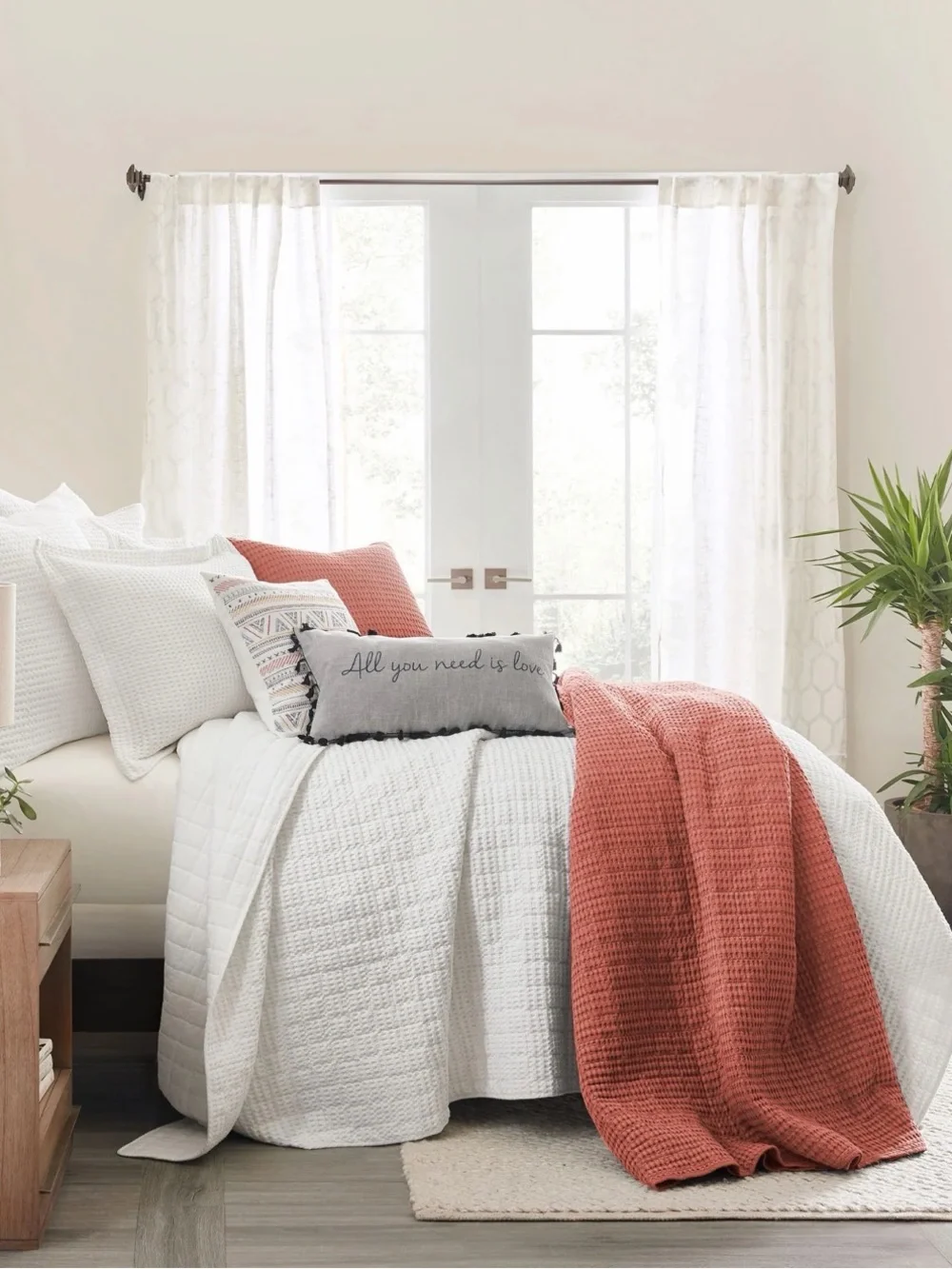 *New* LEVTEX Mills Waffle Quilt Set, Full/Queen